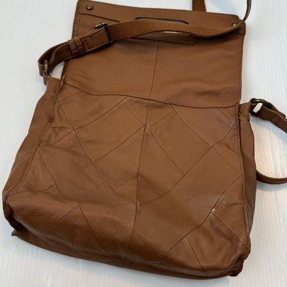 Lucky Brand Tan Crossbody Bag foldover magnet cognac piecetrain leather - Picture 10 of 15